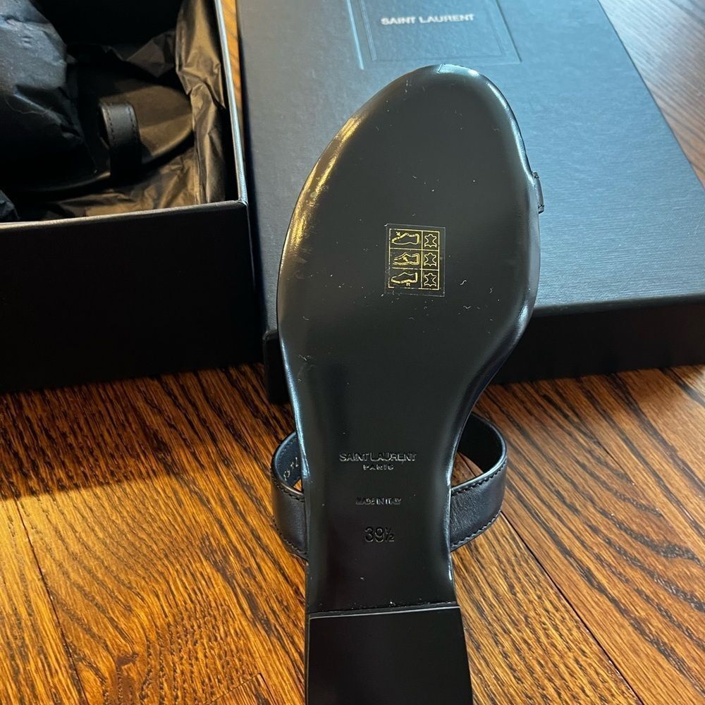 Saint Laurent Women's Black Sandals - Picture 7 of 9